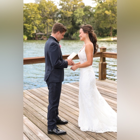 D3488 wedding dress by Essense of Australia - Picture 9 of 9